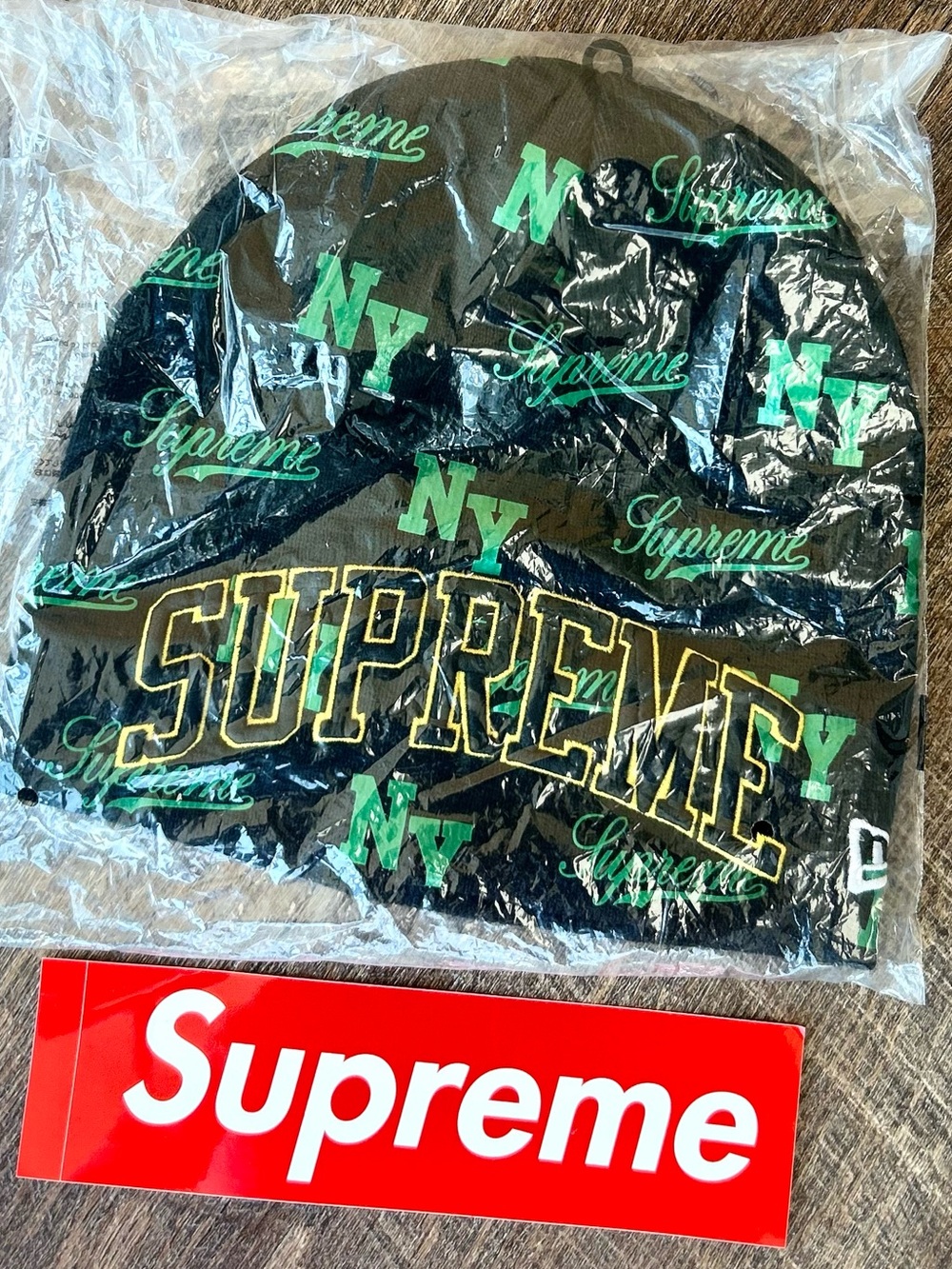 Supreme x New Era Monogram beanie